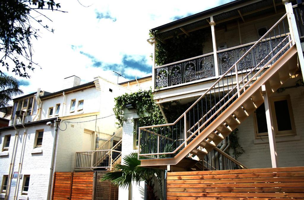 Glenelg Beach Hostel Екстериор снимка