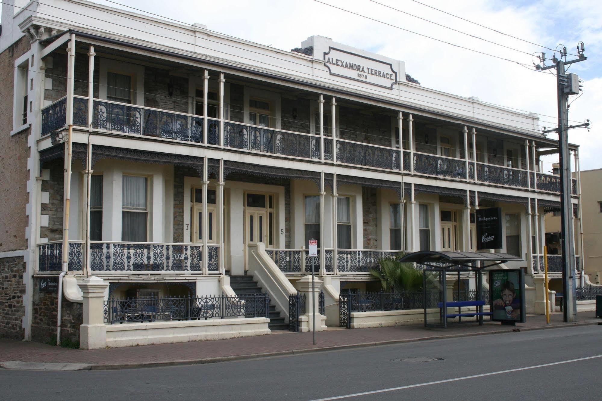 Glenelg Beach Hostel Екстериор снимка